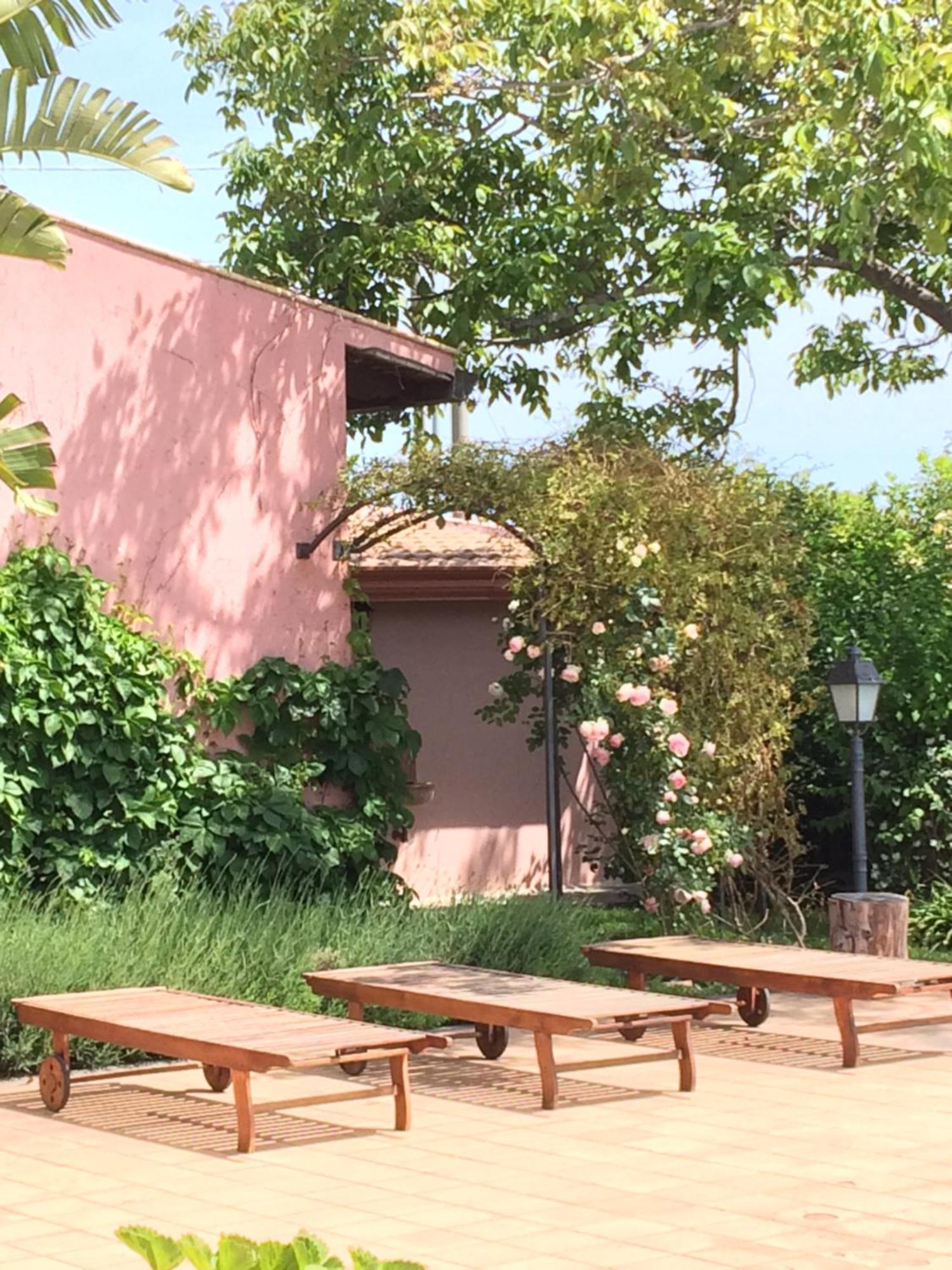 Il Giardino Segreto B&B Trappitello Esterno foto